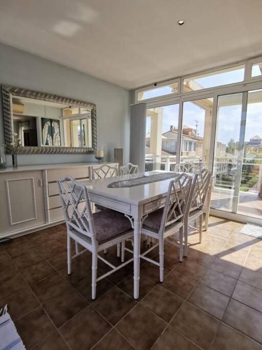 Perfect Family Holiday! Modern Penthouse In Denia Only 200 M To The Beach! Exterior foto
